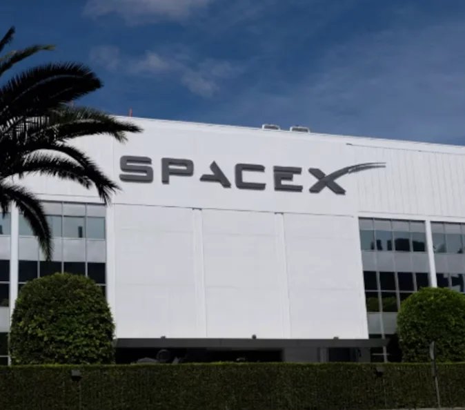 SpaceX Filing Reveals Elon Musk Holds Decisive Say Over Any Tesla Merger Despite Claiming He Will Stay Out of the Process
