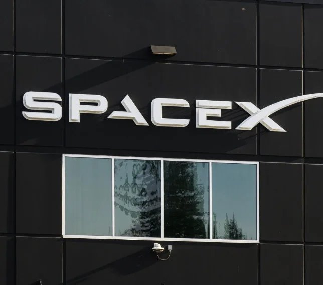 Zelensky Warns Frontline Communications Still Unreliable as SpaceX Starlink Remains Only Partially Operational in Ukraine