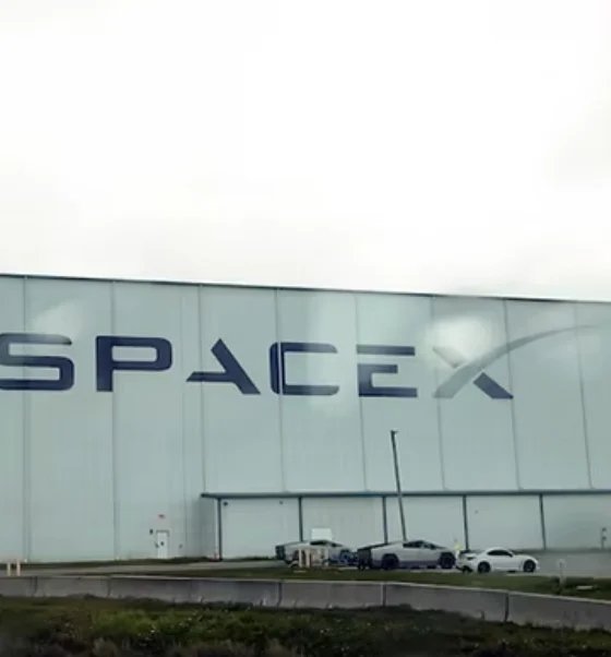 SpaceX Q3 revenue jumps 161% to $14.58B as Starlink adds 13.6M subscribers, but 35 launches miss the 41 target and $19.6B capex keeps cash burn in focus
